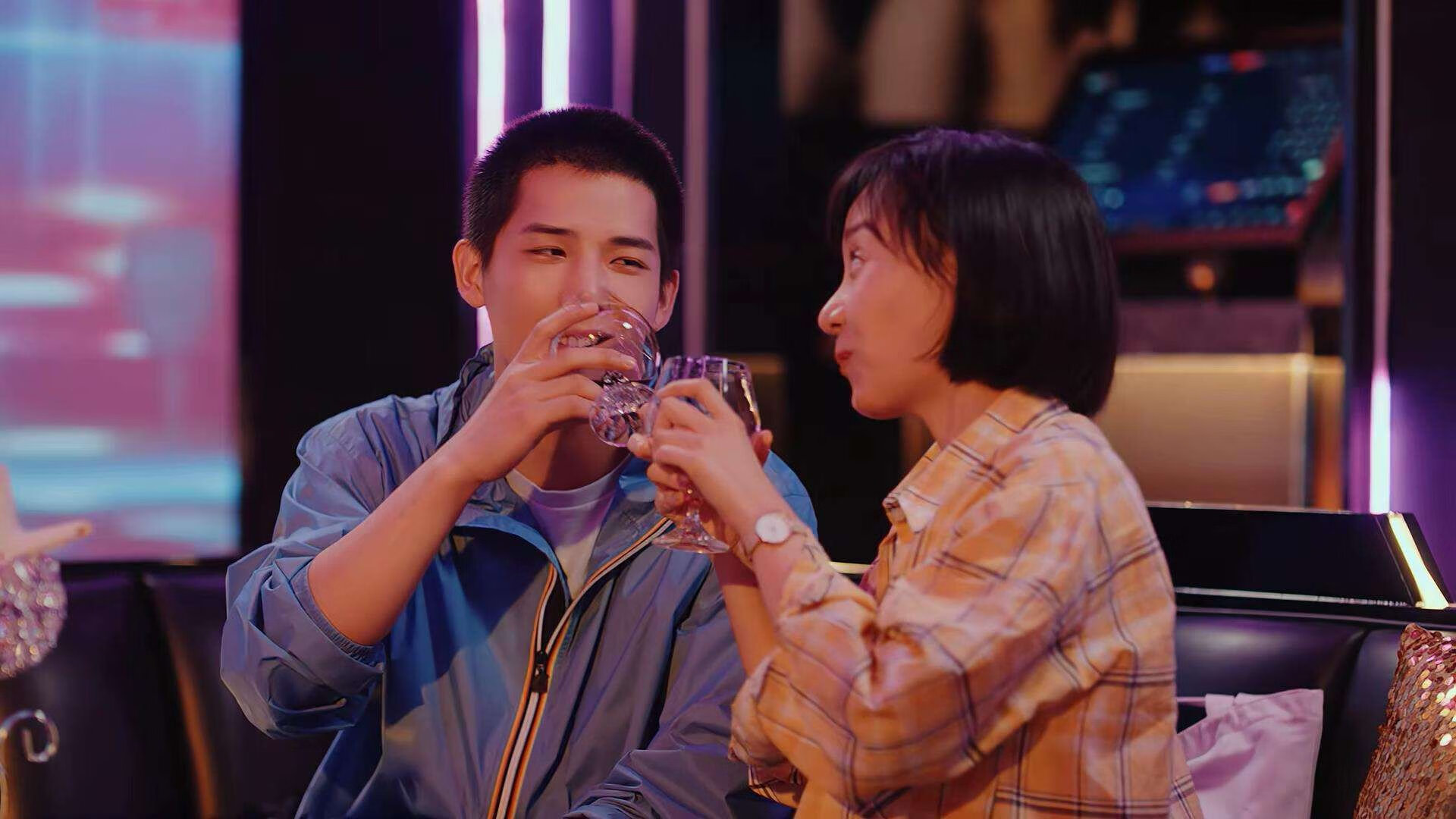 最佳盖帽：联盟中的防守神技瞬间，nba现役盖帽最厉害的人