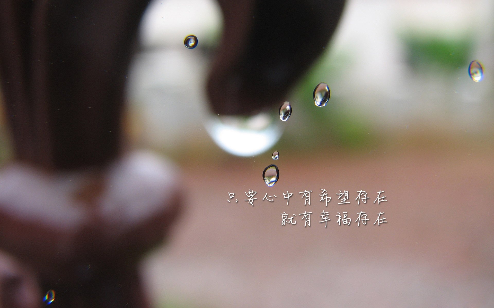 马德里竞技稳坐榜首，战绩稳健士气高昂，马德里竞技实力怎么样
